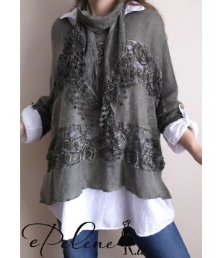 Naujas komplektas - megztinis ir marškiniai + šalikėlis